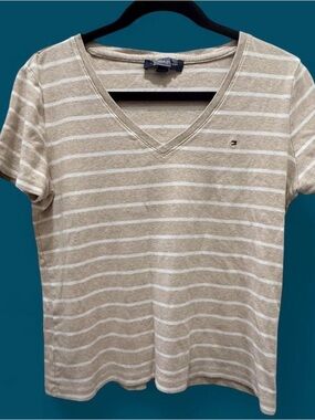 Classic Neutral Tommy Hilfiger striped V-neck cotton t-shirt women’s Large GUC